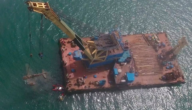 FOTO. AVION DE LUPTĂ DIN AL DOILEA RĂZBOI MONDIAL SCOS DIN APĂ, DUPĂ 70 DE ANI, DIN STRÂMTOAREA KERCH - 18405606151569050513113597953113-1494344587.jpg