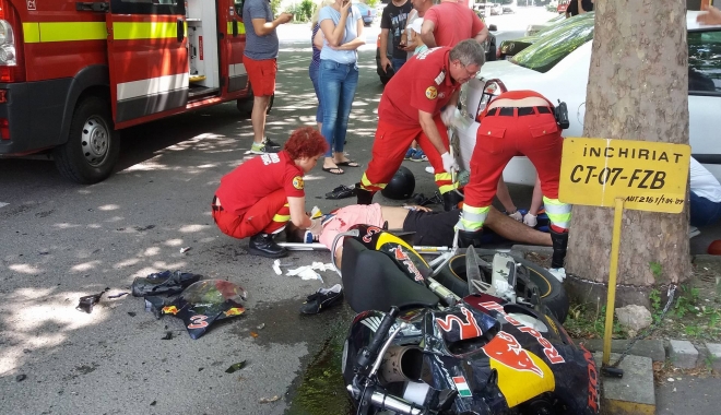 Galerie foto-video. ACCIDENT RUTIER GRAV. IMPACT PUTERNIC ÎNTRE O MOTOCICLETĂ ȘI O SKODA - 19532846149929831009295072855241-1498551732.jpg