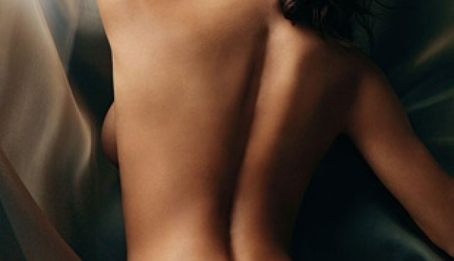 catrinelmenghia369103400-1328537897.jpg