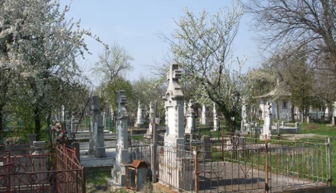 cimitir-1346191024.jpg