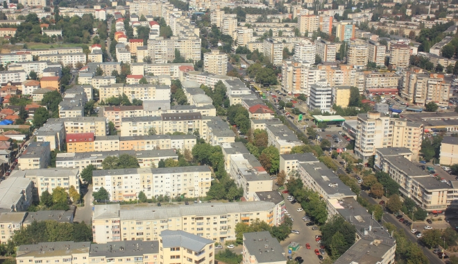 GALERIE FOTO / Ce mai înseamnă, azi, Constanța? - constantacartiertomisnordvedered-1495717836.jpg