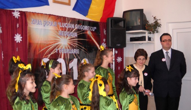 scoalamedgidia-1328646770.jpg