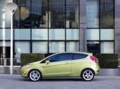 Foto : Ford Fiesta „dep�e�te“ Volkswagen Golf la v�nz�ri