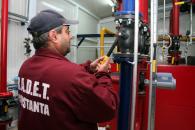 Foto : De ast�zi, se �ntrerupe furnizarea apei calde �n Constan�a