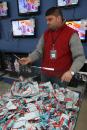 Foto : Nelu Hagiu este c�tig�torul tombolei organizate de Tonis Trade