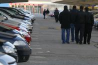 Foto : V�nz�rile de autoturisme din Rom�nia au sc�zut cu 52%, �n 2009