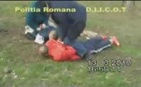 Foto : Focuri de arm� pentru prinderea unor trafican�i de cocain�