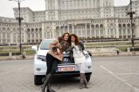Foto : Elena Gheorghe are o cas� pe patru ro�i