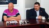 Foto : Petromin se scufund�: jum�tate din angaja�i, concedia�i