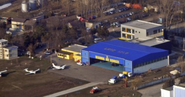 Foto : Aeroportul Tuzla va fi deschis traficului interna�ional de c�l�tori �i de m�rfuri