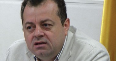 Foto : Mircea Banias a schimbat macazul. A l�sat PDL �i a trecut la PC