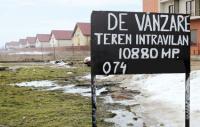 Foto : Pia�a terenurilor, �n blocaj total