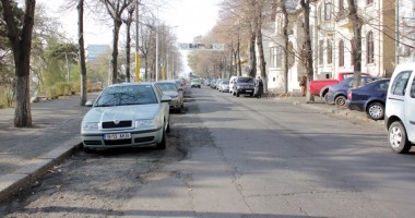 Foto : Bulevardul Elisabeta, o "regin�" �n mizerie