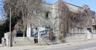 Foto : Casa-fantom� care a �ngrozit const�n�enii