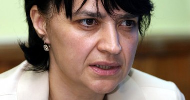 Foto : Consilierii din Cernavod� nu �l vor pe Dinu coleg �i pe Ple�a viceprimar