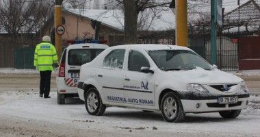 Foto : C�t de utile sunt, �n realitate, cauciucurile de iarn�?