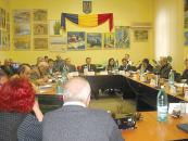 Foto : Bani de la uniunile turc� �i t�tar� pentru refacerea fostului seminar musulman de la Medgidia