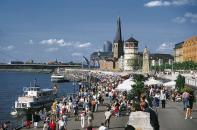 Foto : �n Dusseldorf, la shopping sau la EUROVISION?