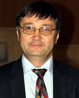 Foto : "Voi fi un rector credibil, cu respect pentru profesie �i colegi!"