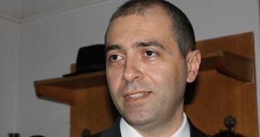 Foto : Mihai G�r�u, cea mai bun� ofert� electoral� la Universitatea „Ovidius”