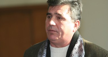 Foto : Primari const�n�eni uita�i de Dumnezeu �n func�ie