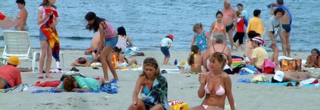 Foto : Plajele Trei Papuci �i Modern, printre preferin�ele turi�tilor