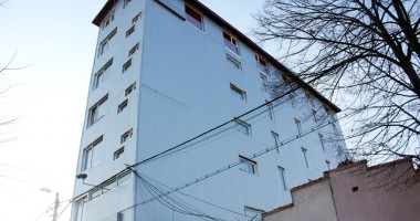 Foto : Un hotel de lux din centrul Constan�ei va fi demolat