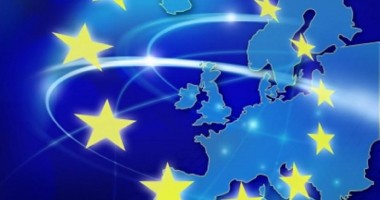 Foto : Ce trebuie s� �tie elevii despre Uniunea European�