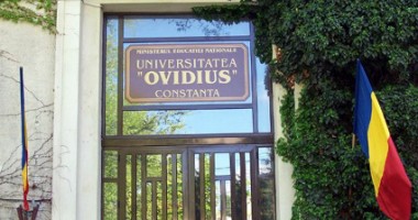 Foto : Cine sunt profesorii care vor  s� conduc� Universitatea "Ovidius"