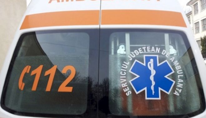 Un adolescent de 16 ani a murit după ce autoturismul în care se afla s-a râsturnat