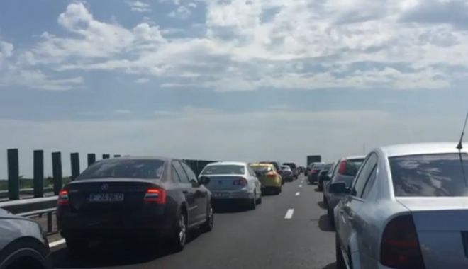 Aglomerație mare la stația de taxare de la Fetești, pe Autostrada Soarelui