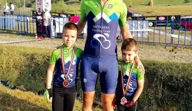 Ciclism / Trei sportivi de la CS Medgidia, pe podium la Explorer MTB Challenge