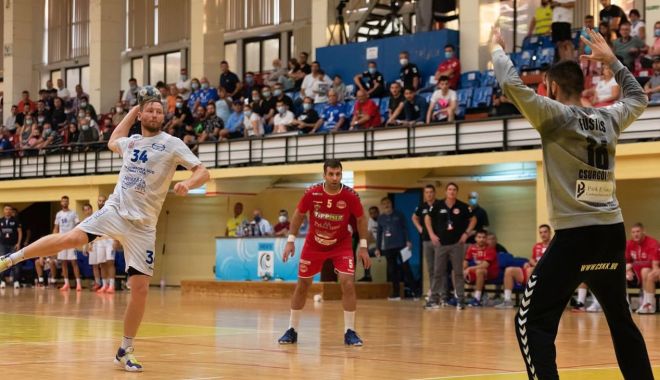 Două echipe neînvinse în campionat! CS Dinamo - HC Dobrogea Sud, derby la Bucureşti