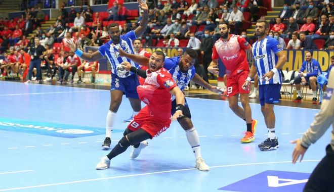 Handbal / CS Dinamo, învinsă (26-27) de FC Porto la Bucureşti, în Liga Campionilor