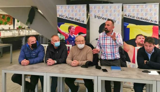 Lupte / Şedinţa tehnică a Naţionalelor individuale de cadeţi şi a Cupei României, condusă de Gigi Pambuca