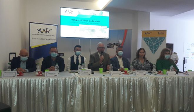 Directorii generali ai aeroporturilor din România discută problemele aviatice pe litoral