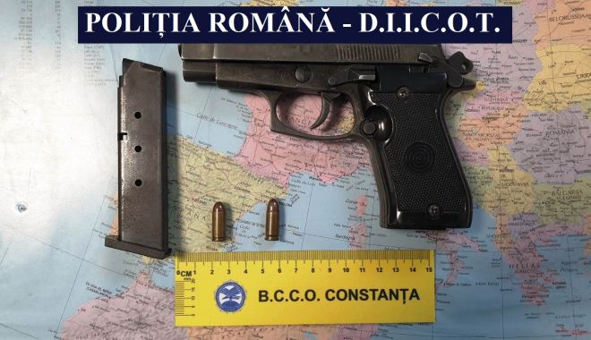 PERCHEZIȚII ÎN AGIGEA ȘI MANGALIA la TRAFICANȚI DE DROGURI