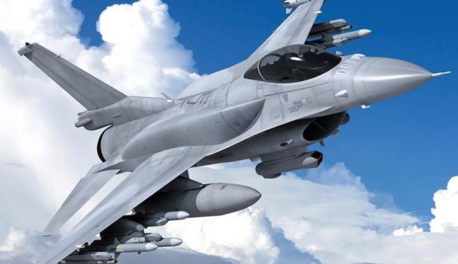 Exerciţiu NATO la Marea Neagră: Avioanele F-16 româneşti au simulat o luptă aeriană cu F-16-uri elene