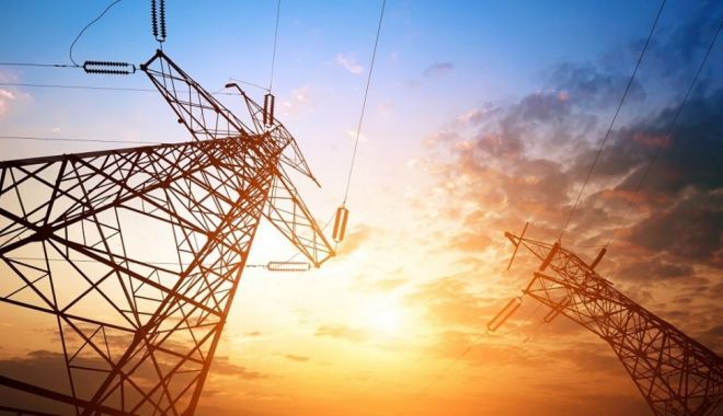 Canicula şi avaria de la Cernavodă a adus un nou preţ record la energia electrică