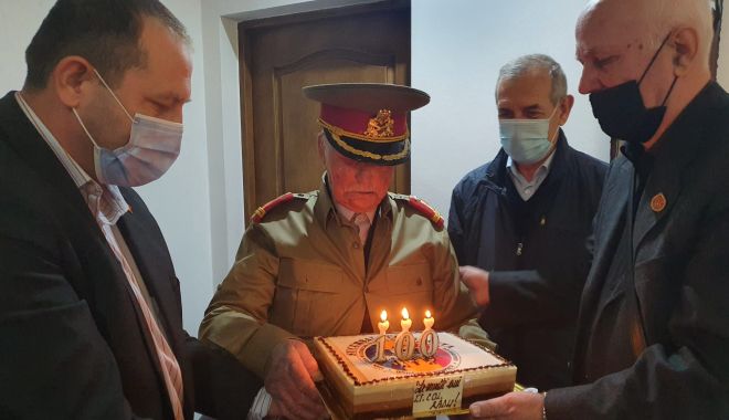 Veteran de război sărbătorit la împlinirea a 100 de ani!