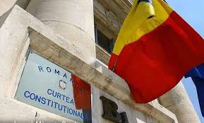 CCR a admis sesizarea premierului privind moţiunea de cenzură depusă de USR PLUS și AUR