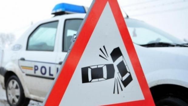 Carambol cu patru maşini pe Autostrada Soarelui! Patru persoane au fost rănite