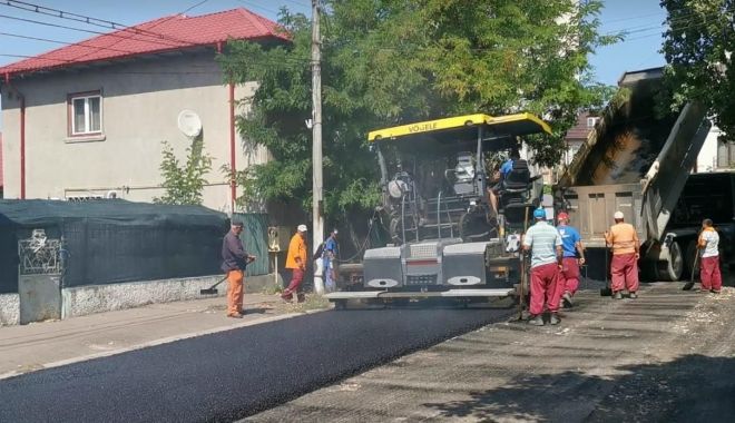 Acces pietonal și rutier îmbunătățit și noi locuri de parcare în zona Casa de Cultură