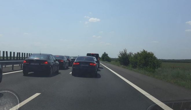 Accident grav pe Autostrada Soarelui! Un bebeluş, proiectat prin parbriz, preluat de elicopterul SMURD