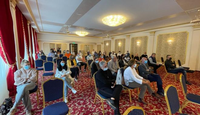 Agenţii economici din Mamaia, la discuţii cu autorităţile locale