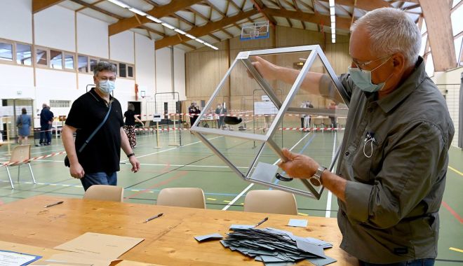 Alegeri în Franţa. Partidul lui Macron a obţinut rezultate slabe
