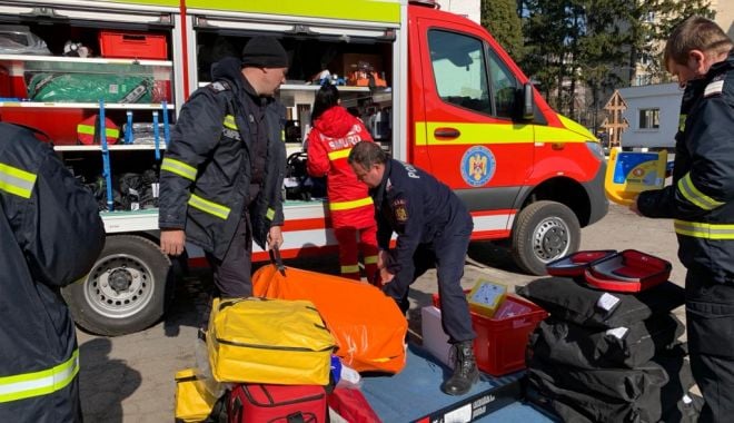 ALERTĂ la Constanţa. Bărbat prins sub tractor. Intervin mai multe echipaje