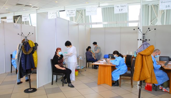 Alianţa Părinţilor cere stoparea campaniei care încurajează vaccinarea profesorilor, elevilor şi părinţilor împotriva COVID
