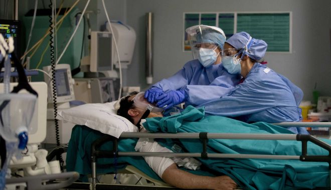 Avalanșă de cazuri de Covid-19. Numărul infecțiilor s-a dublat în ultimele 24 de ore