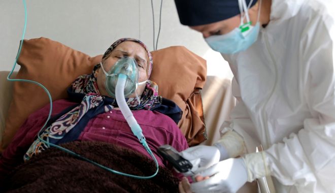 Peste 11.500 de cazuri noi de Covid la nivel naţional. 586 sunt la Constanţa
